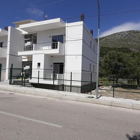 South Coast Villa Борш Екстериор снимка
