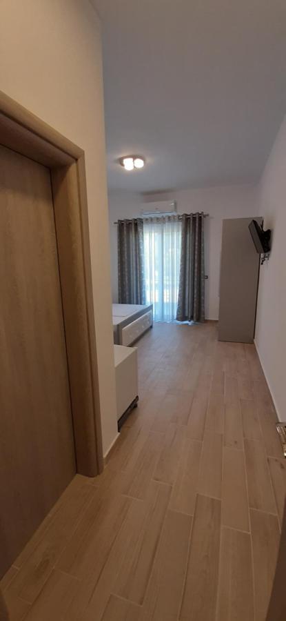 South Coast Villa Борш Екстериор снимка