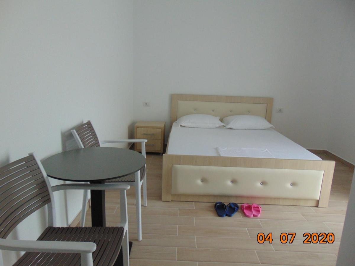 South Coast Villa Борш Екстериор снимка